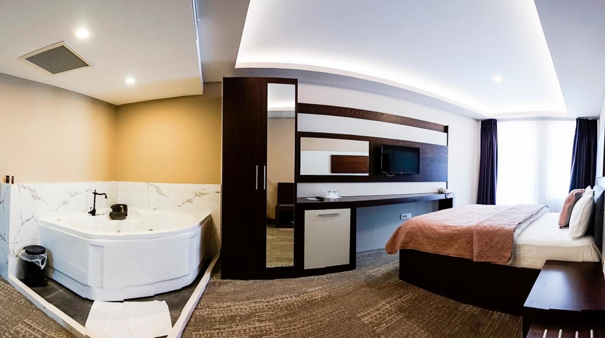 Hotel Prizreni Ngoại thất bức ảnh
